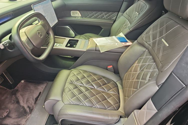 Used Nio ET9 2025 100 kWh
