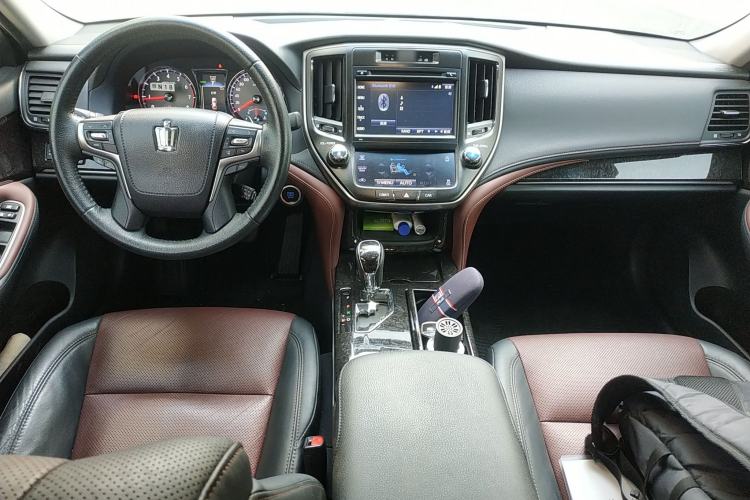 Used Toyota Crown 2018 2.0T Sport Edition
