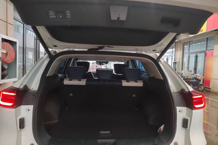 Used Dongfeng Aeolus Huge 2022 Mach Power 1.5T DareDrive Edition · Smart