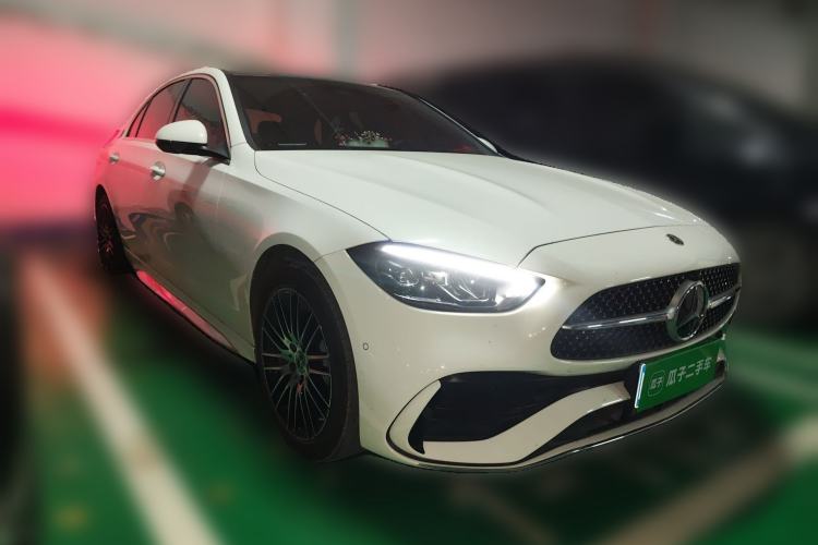 Used Mercedes-Benz C-Class 2024 C 260 L Sport Edition Front Right 45 Deg
