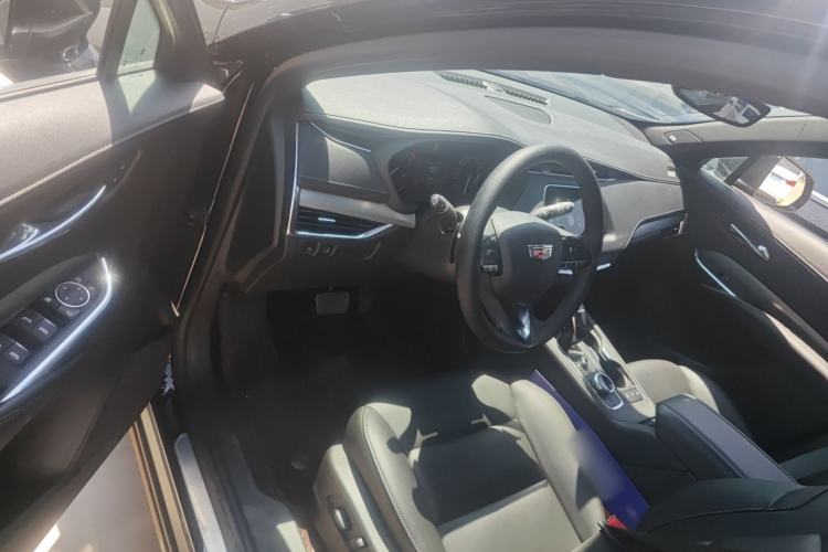 Used Cadillac XT4 2020 28T Two-Wheel-Drive Leading Version Driver Seat