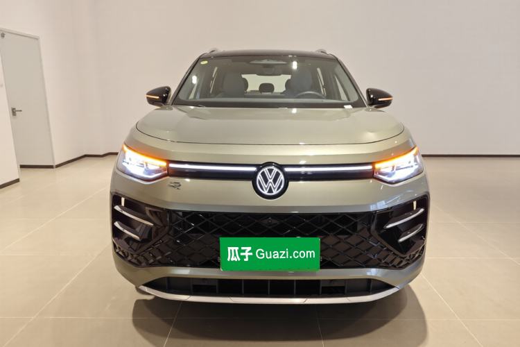 Used Volkswagen Tayron 2025 Tiguan L 380TSI 4Motion Luxury Easy Package
