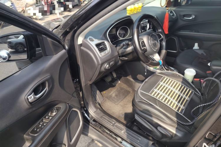 Used Jeep Compass 2017 200T Automatic Family Edition