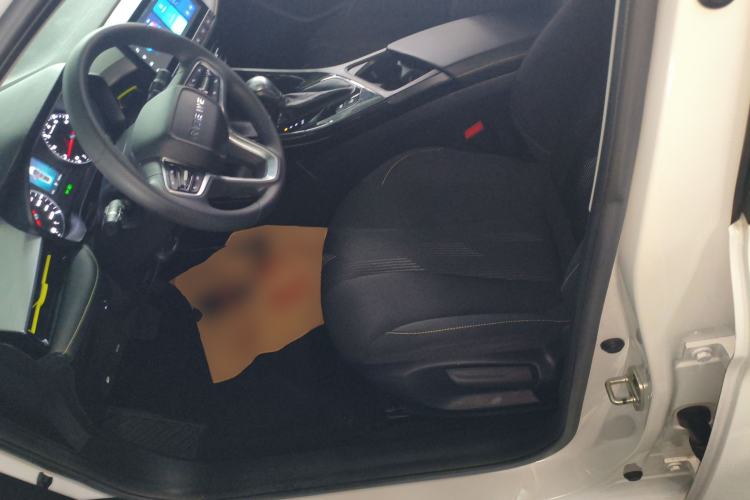 Used Roewe i5 2021 1.5L CVT Platinum Edition
