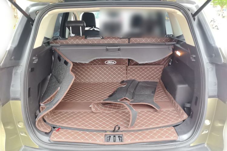 Used Ford Kuga 2017 EcoBoost 180 Two-Wheel-Drive Tiger Leap Model Trunk