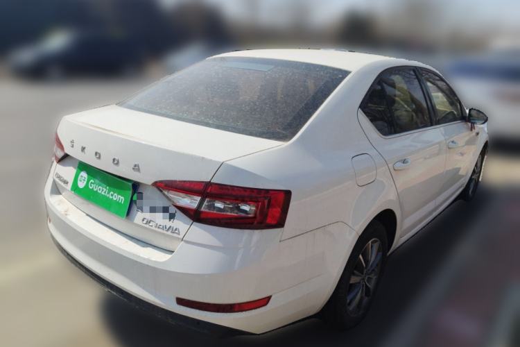 Used Skoda Octavia 2019 1.5L Automatic SmartDrive Comfort Edition China VI Standard Rear Right 45 Deg