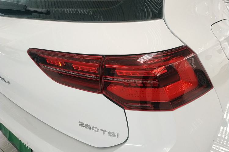 Used Volkswagen Golf 2021 280TSI DSG R-Line Right Rear Taillight