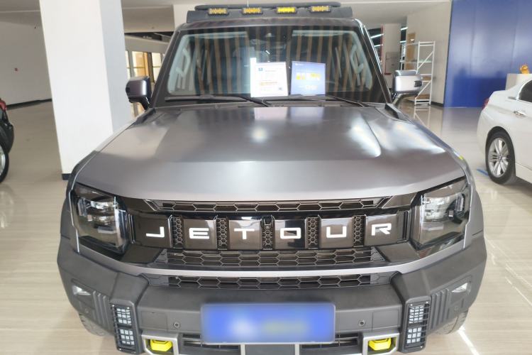 Used JETOUR Traveler 2023 2.0T Four-Wheel Drive Conqueror Front