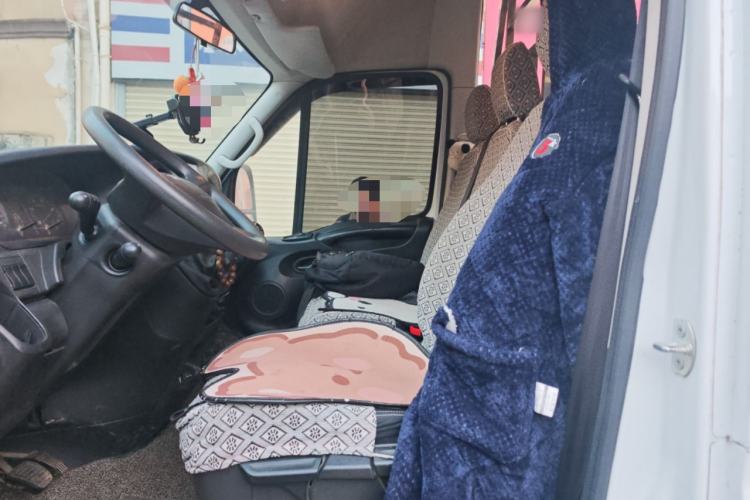 Used Iveco Eurocargo 2021 2.0T Manual M1 Dedicated Platform Long Wheelbase Short Overhang High Roof Side Sliding Door F1A