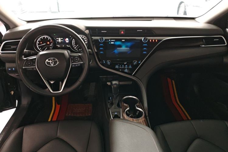 Used Toyota Camry 2019 Revised Version 2.0G Luxury Edition