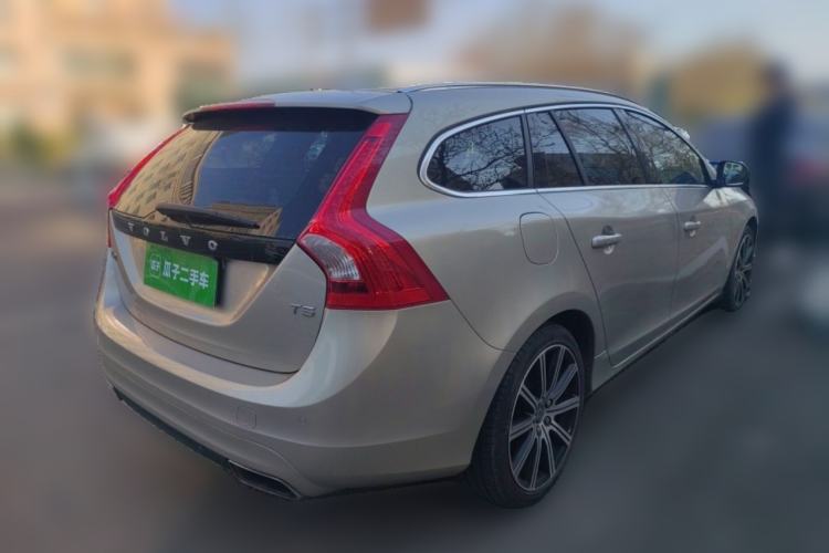 Used Volvo V60 2017 T5 Zhiya Edition China V Standard
