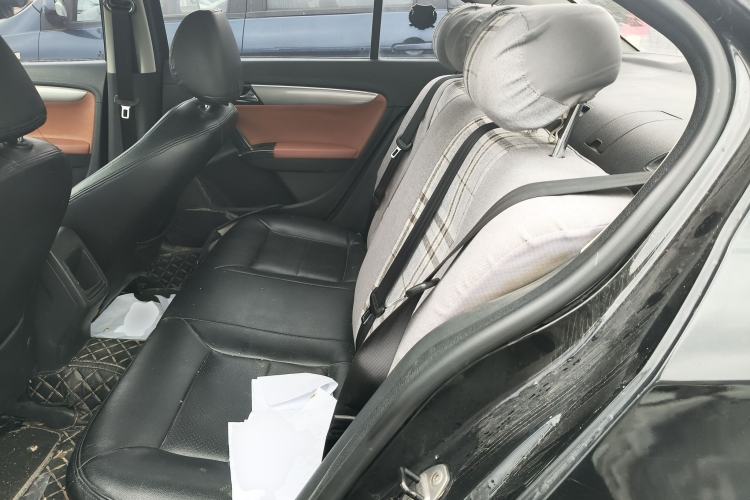 Used Volkswagen Lavida 2013 Revised Classic 1.6L Automatic Fashion Edition Left Rear Seat