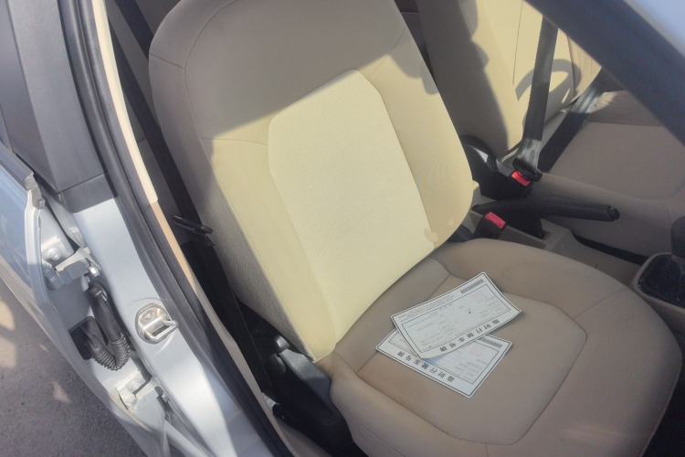 Used Volkswagen Jetta 2015 Value Edition 1.6L Manual Fashionable Style
