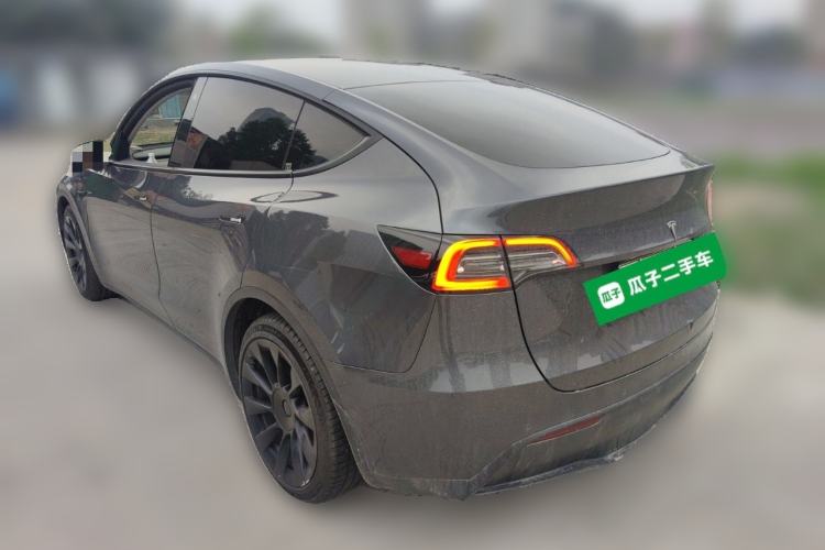 Used Tesla Model Y 2021 Long-Range All-Wheel-Drive Version
