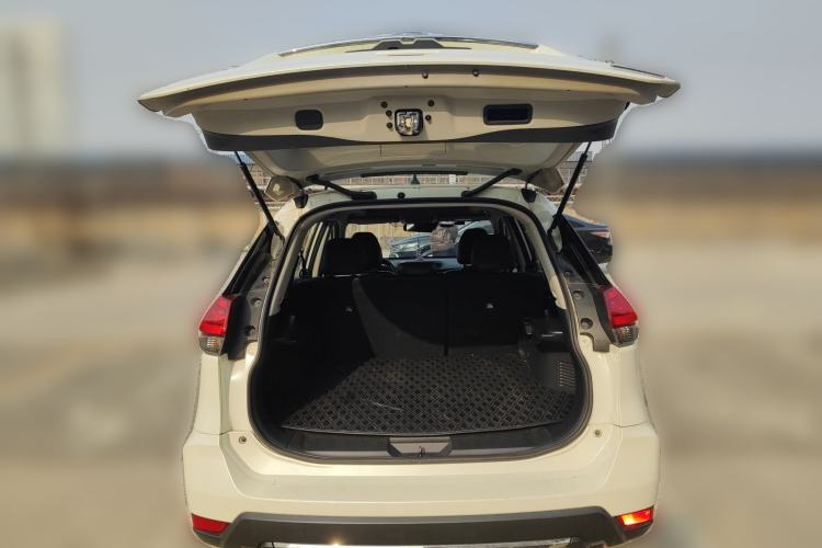 Used Nissan X-Trail 2019 2.0L CVT Smart Connect Comfort Edition 2WD
