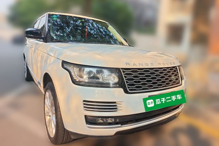 Used Land Rover Range 2014 3.0 SC V6 Vogue SE Long-Wheelbase Edition Front Right 45 Deg