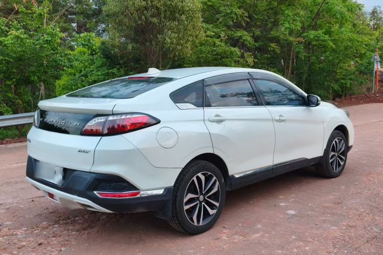 Used Venucia T90 2017 2.0L Manual ChenShang Edition Rear Right 45 Deg