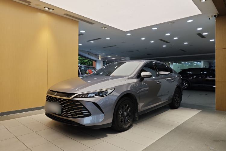 Used BYD Qin PLUS 2025 DM-i Smart Drive 55KM Leading Model