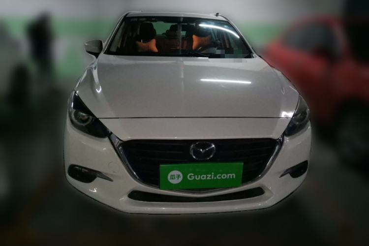 Used Mazda 3 Axela 2017 Sedan 1.5L Automatic Luxury Model China VI Standard
