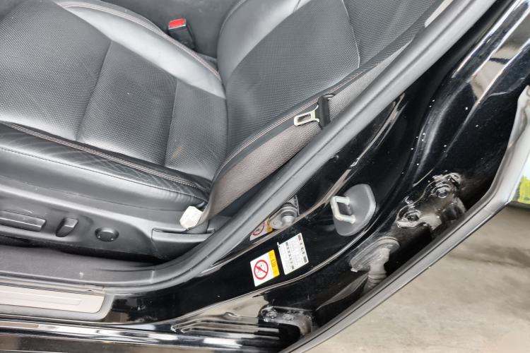 Used Toyota Crown 2018 2.0T Fashion Edition
