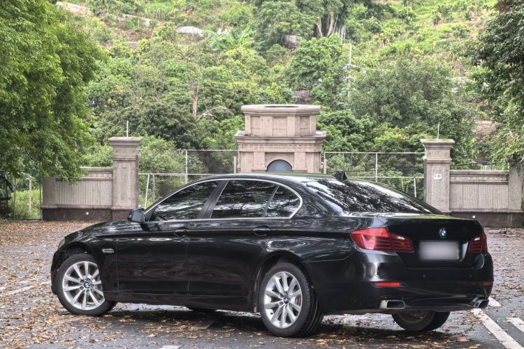 Used BMW 5 Series 2014 535Li Leading Model