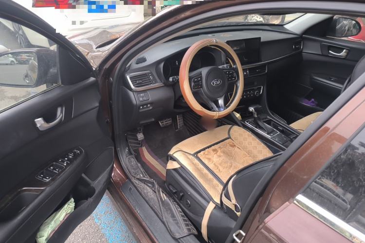 Used Kia K5 2016 2.0L Automatic LUX