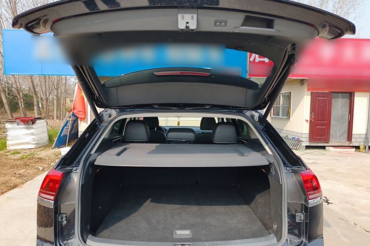 Used Volkswagen Teramont X 2020 Revised Version 330TSI Two-Wheel Drive Prestige Luxury Edition Trunk