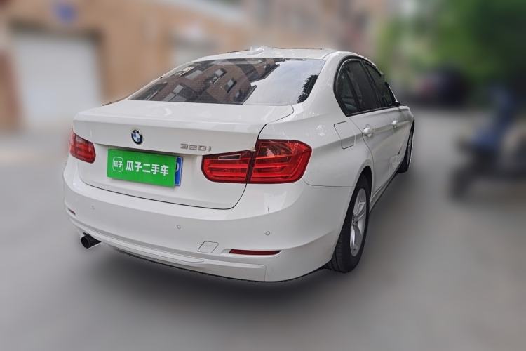 Used BMW 3 Series 2013 320i Active Edition
