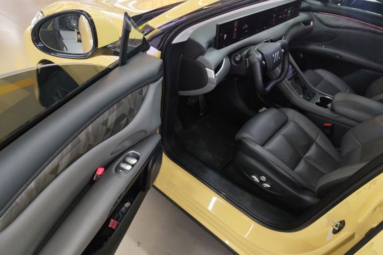 Used IM LS6 2023 Max Standard Edition
