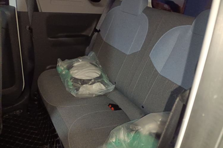 Used Geely Galaxy Panda 2023 Panda Mini 200km Endurance Bear
