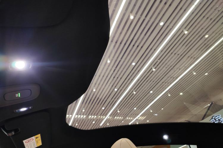 Used Nio ET5T 2023 75 kWh Touring Headliner