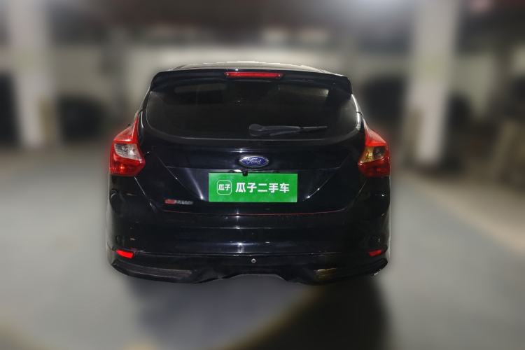 Used Ford Focus 2012 Hatchback 1.6L Manual Fashion Edition
