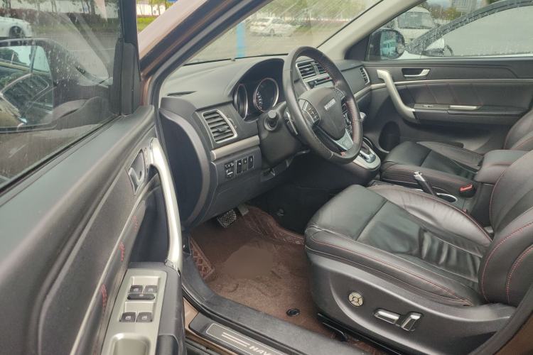 Used Haval H6 2015 Sport Edition 1.5T Automatic Two-Wheel Drive Luxury Model