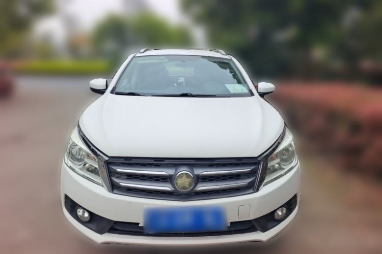 Used Venucia T70 2015 2.0L Manual RuiQu Version Front