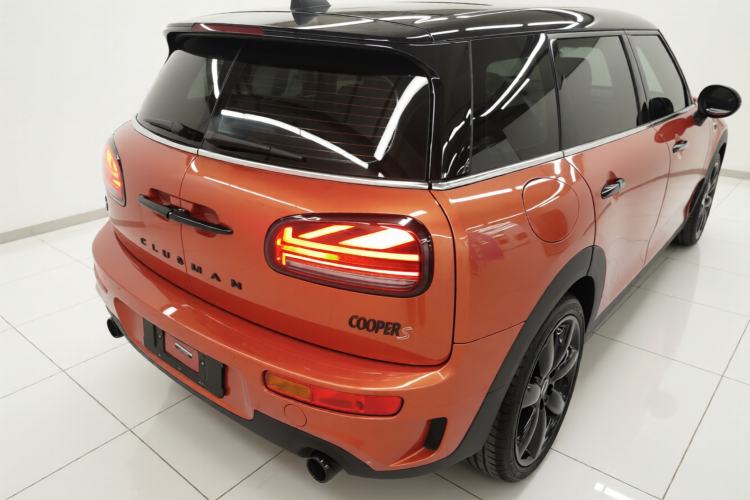 Used MINI Clubman 2022 Updated 2.0T COOPER S Rear Right 45 Deg
