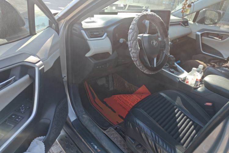 Used Toyota RAV4 2020 2.0L CVT Four-Wheel Drive Prestige Edition