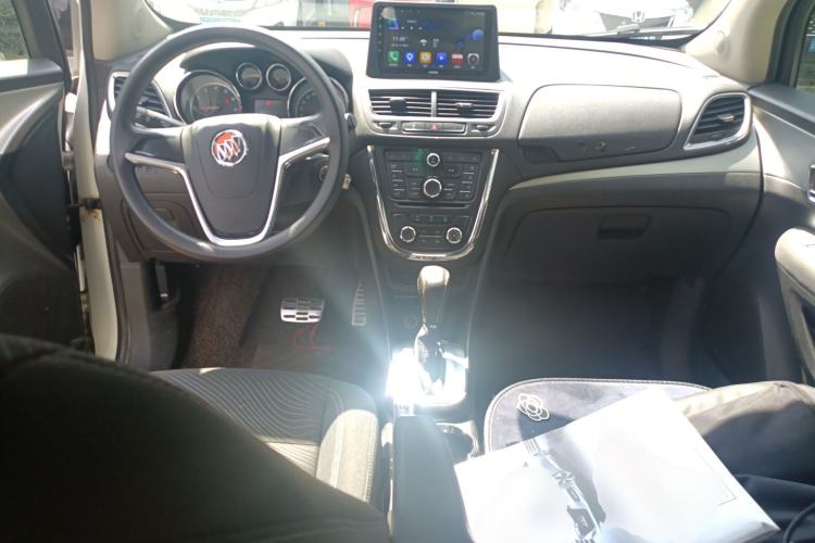 Used Buick Encore 2014 1.4T Automatic Two-Wheel Drive Urban Elite Model Center Console