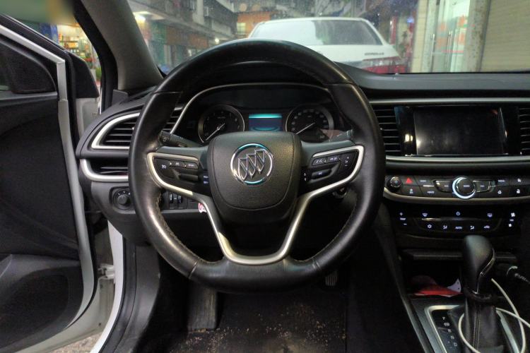 Used Buick GT 2019 18T Automatic Connected Elite Model China VI Standard Steering Wheel