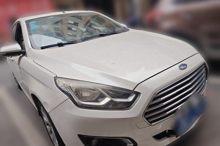 Used Ford Escort 2015 1.5L Manual Fashion Edition