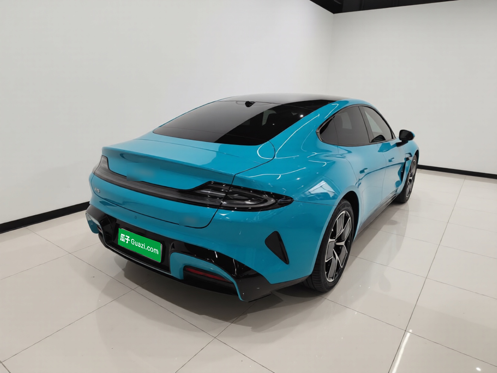 Xiaomi Auto SU7 2024 Rear-Drive Standard Founder Edition — снимка 6