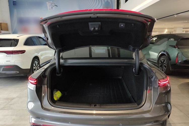 Used IM L7 2022 Dynamic Model