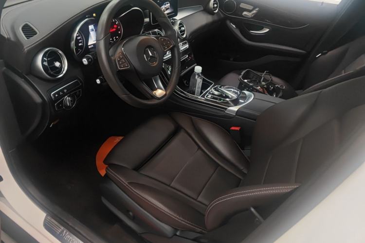 Used Mercedes-Benz GLC 2018 Facelift GLC 260 4MATIC Luxury Edition
