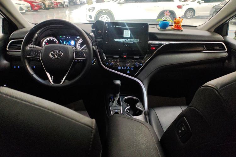 Used Toyota Camry 2021 2.0G Luxury Edition