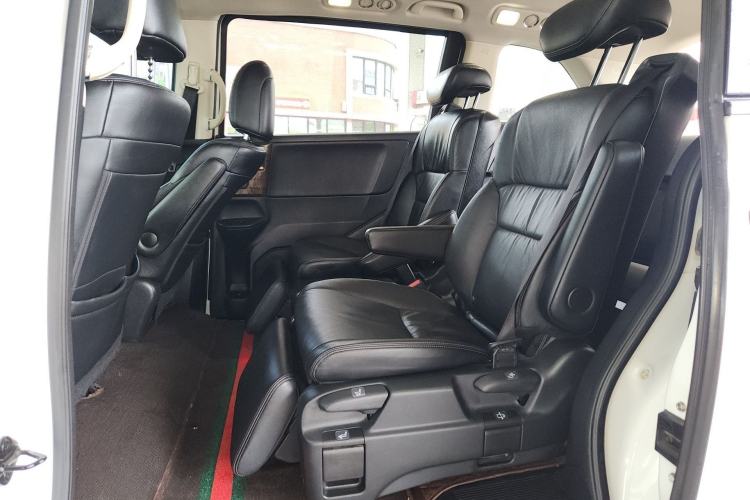 Used Honda Odyssey 2015 Updated Version 2.4L Smart Edition Left Rear Seat