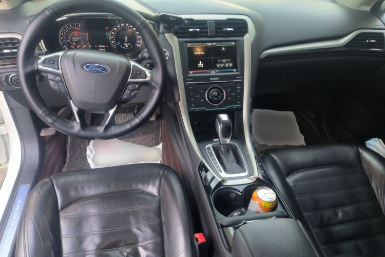 Used Ford Mondeo 2013 2.0L GTDi240 Flagship Edition Center Console