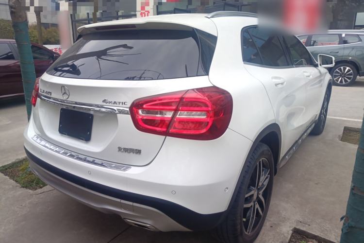 Used Mercedes-Benz GLA 2015 GLA 220 4MATIC Fashion Model
