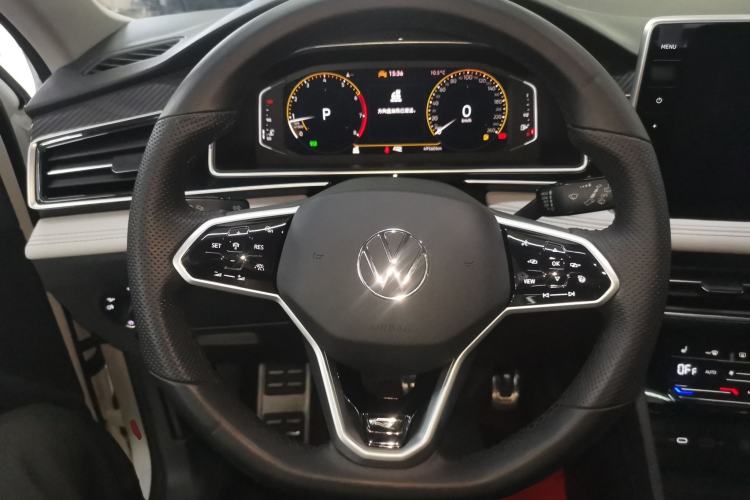 Used Volkswagen Tiguan L 2023 330TSI Automatic Two-Wheel Drive R-Line Enjoyment Edition
