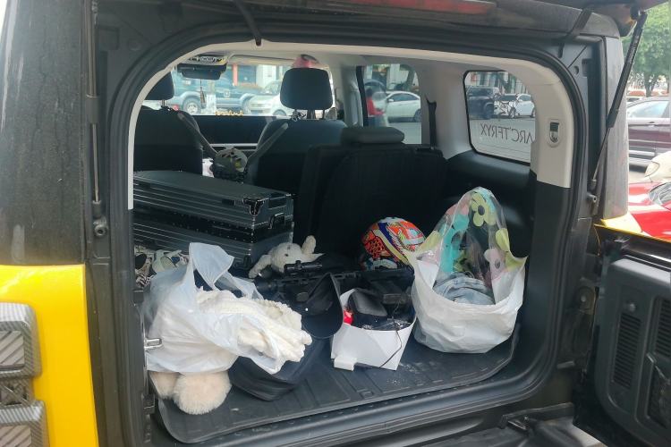 Used BAIC Off-Road BJ40 2024 2.0T All-New Urban Hunter Edition Chivalrous Style
