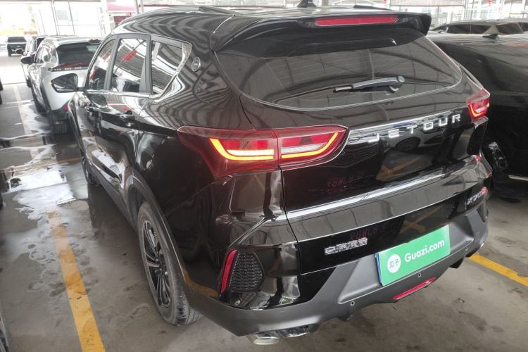 Used JETOUR X70S 2023 1.5T DCT Glory Edition 5-seater
