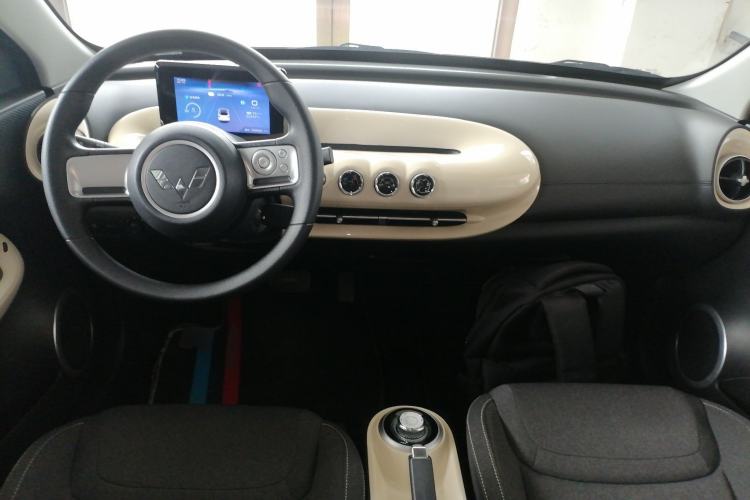 Used Wuling Bingo 2023 203km Light Edition Center Console